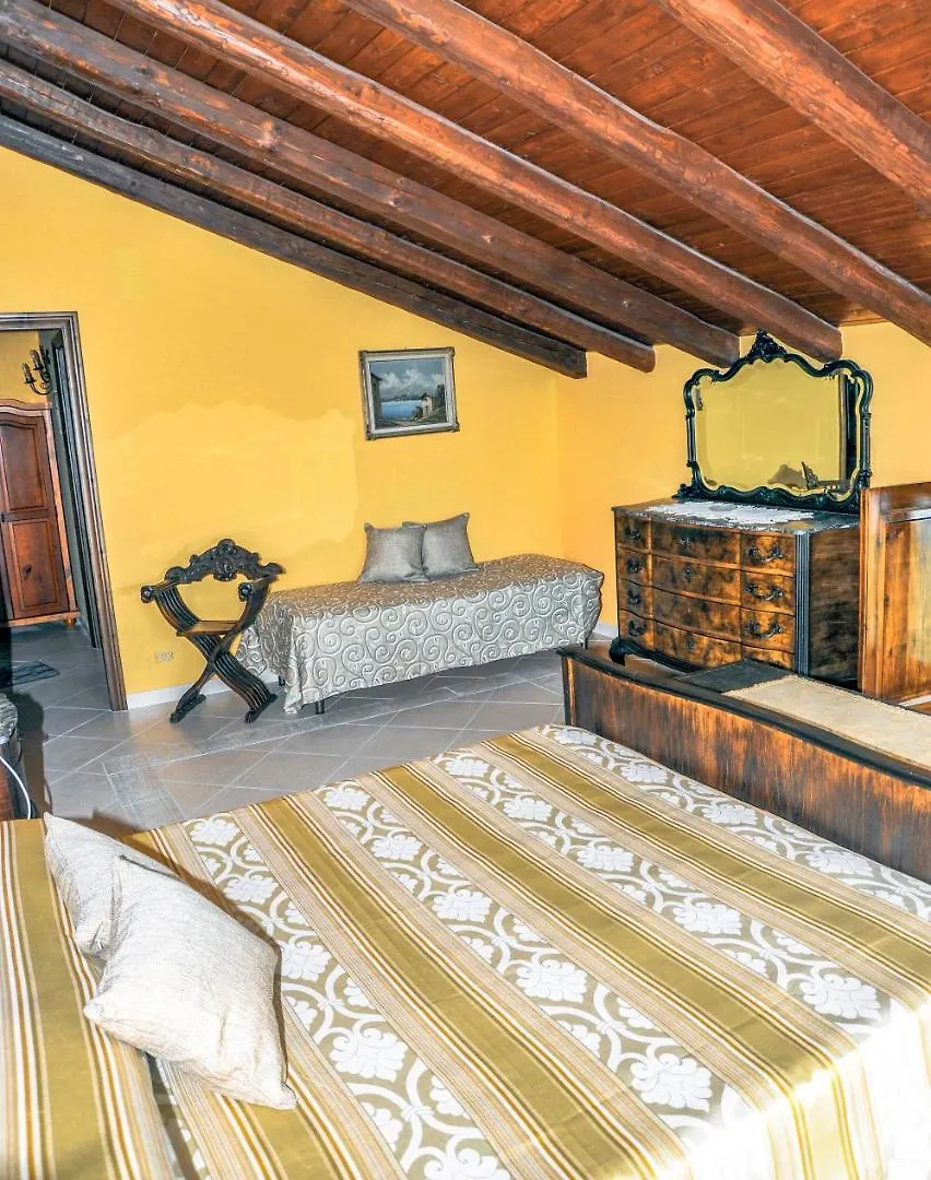La Casa Rosa Giarre Bed & Breakfast